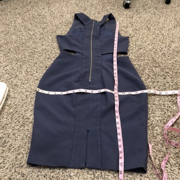 Elizabeth and James Phoenix Dress Size 6 Dusty Blue Cut Out Sides Bodycon - Picture 8 of 10